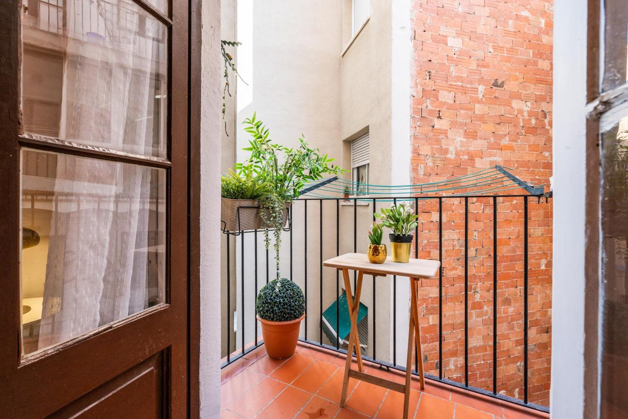Fridays Flats Whisper-Quiet Near Sagrada'S Heart Apartment Barcelona Ngoại thất bức ảnh